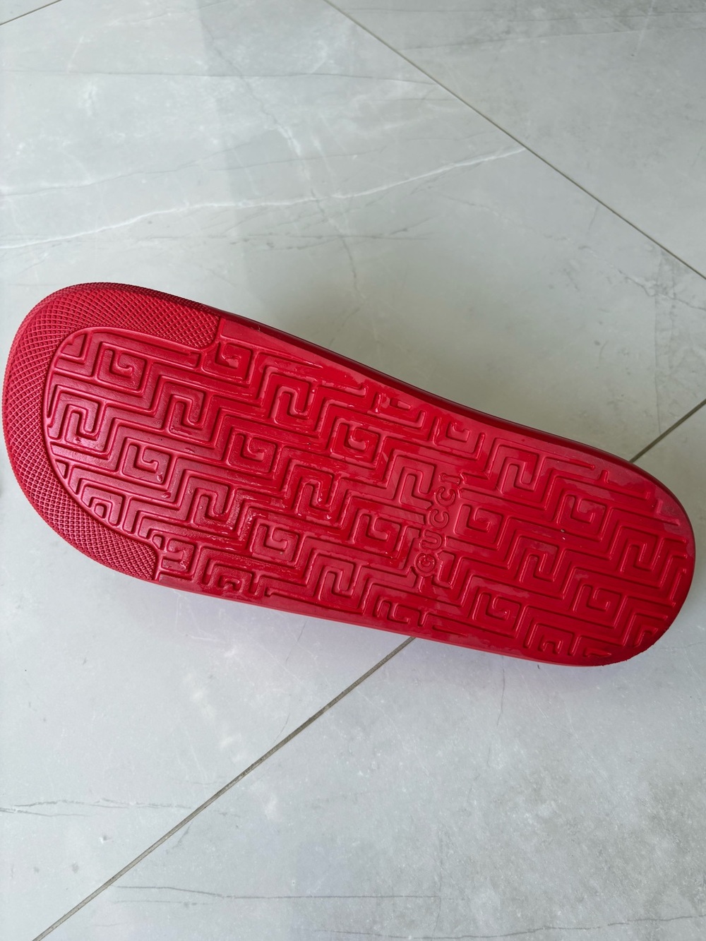 NWOT Gucci G Logo Summer Pool Slides Red White Size M 11/ W12.5/13 - Picture 3 of 4